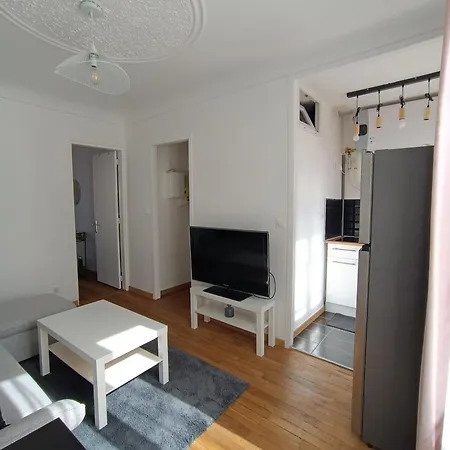 Place In Ouen 아파트
