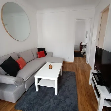 Place In Ouen 아파트